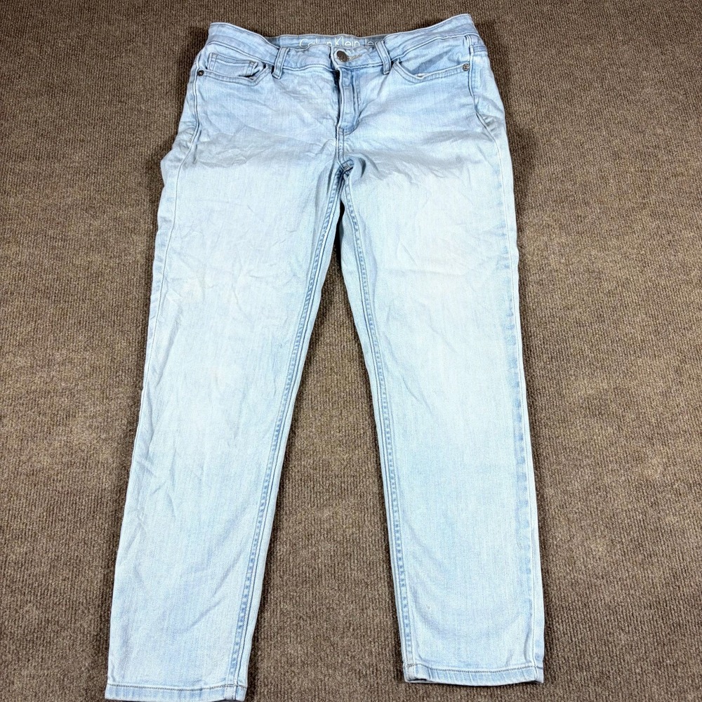 Calvin Klein Jeans Womens 8 Blue Denim Light Wash Capri Casual Summer Streetwear